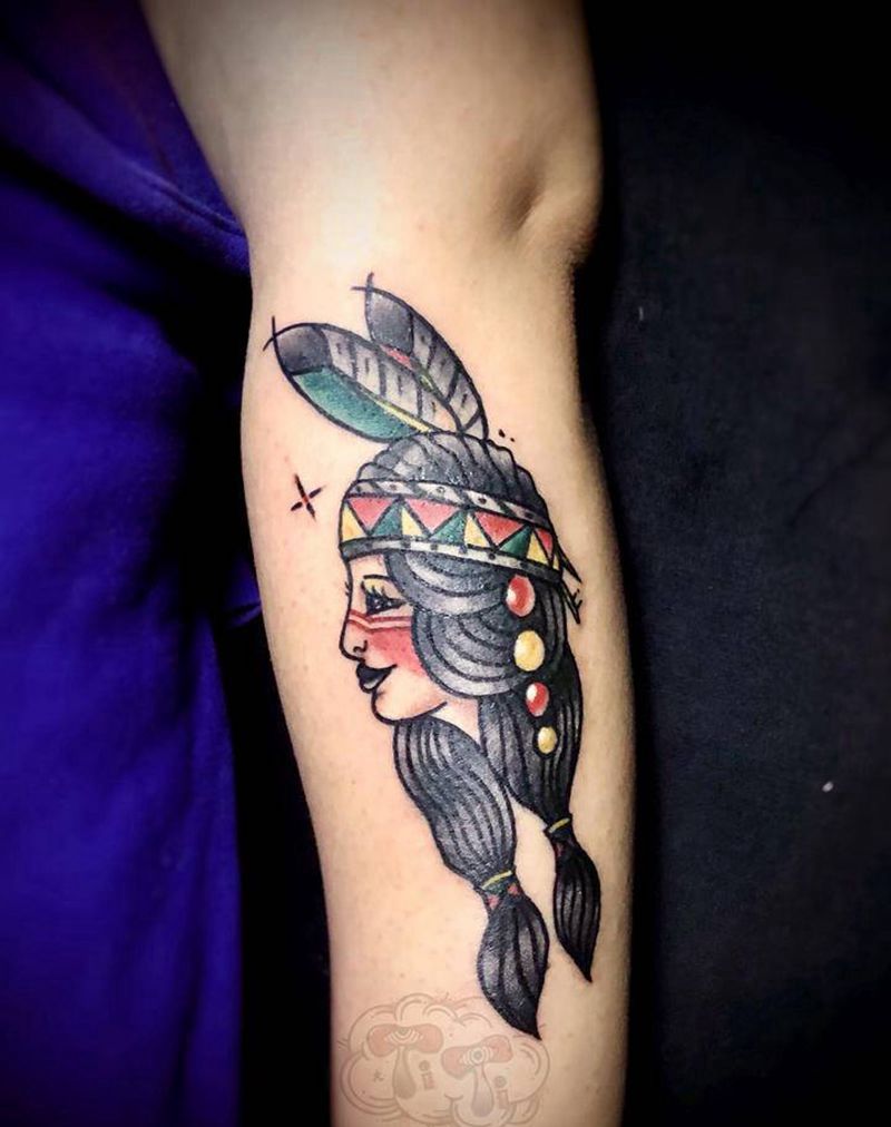 印第安小女孩纹身图片_Old School纹身图案