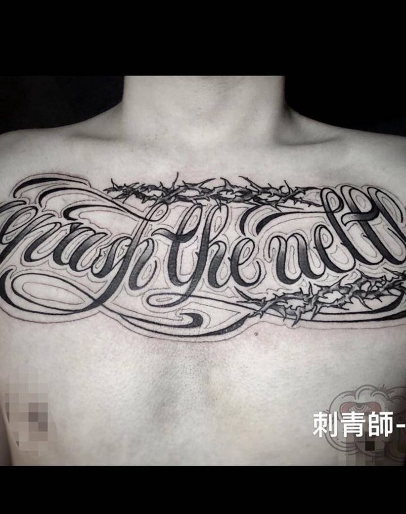 花体字纹身图片_胸部纹身图案