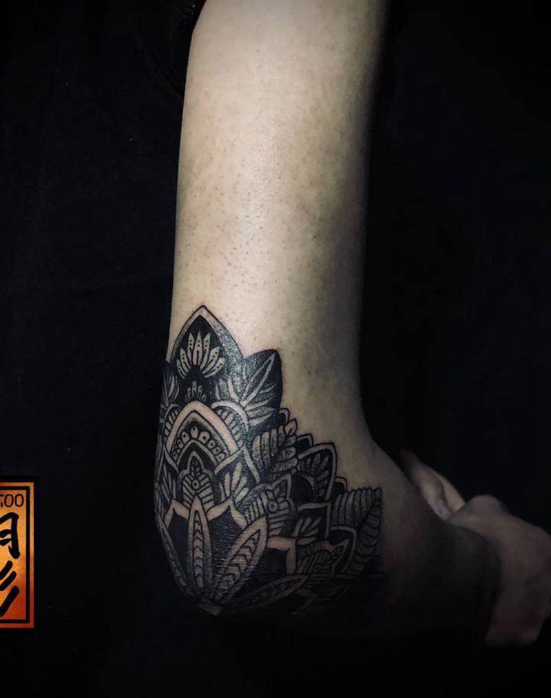 曼陀罗纹身图片_手臂纹身图案