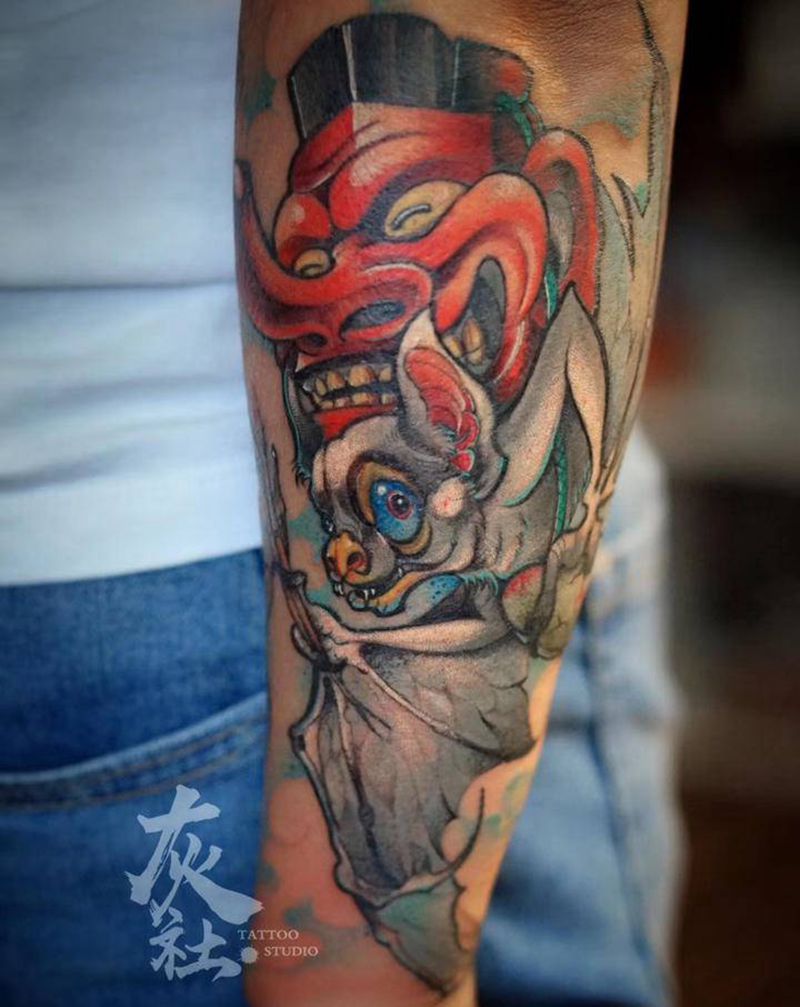 天狗与蝙蝠纹身图片_手臂New School蝙蝠天狗纹身图案