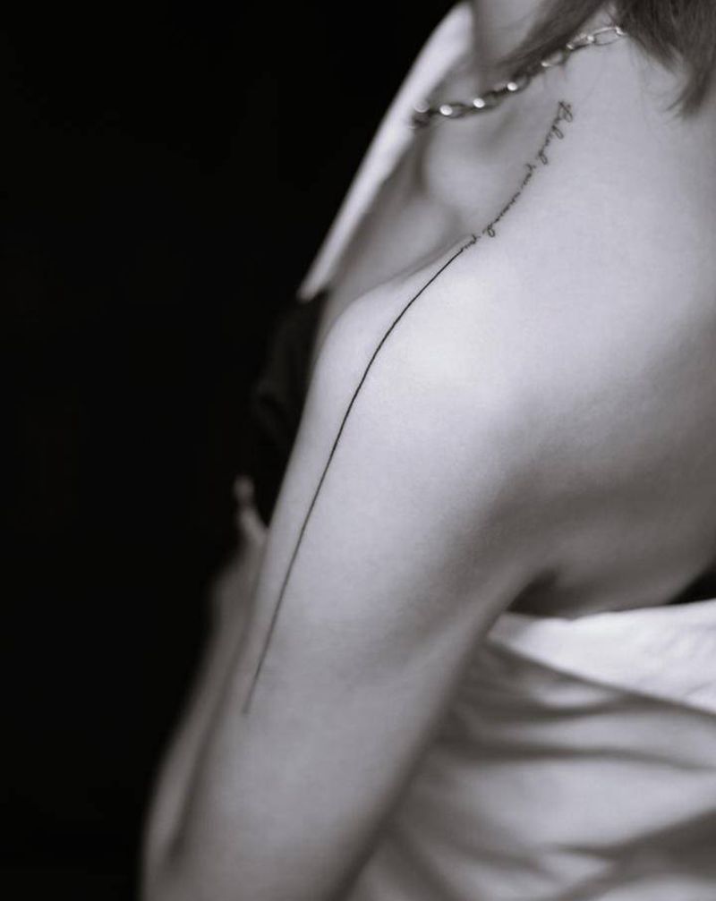 直线纹身图片_肩部手臂几何直线生命线纹身图案