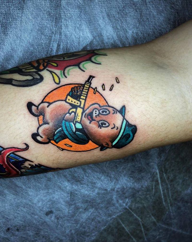 黑帮教父小猪纹身图片_手臂New School纹身图案