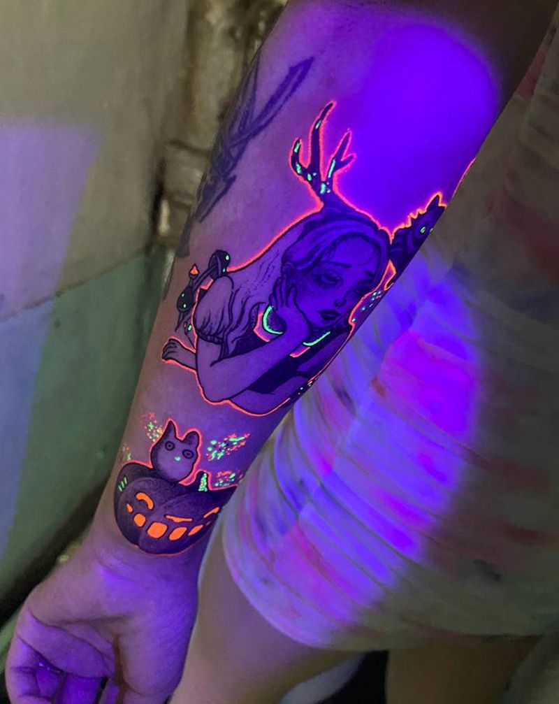 荧光纹身随意发挥纹身图片_手臂纹身图案