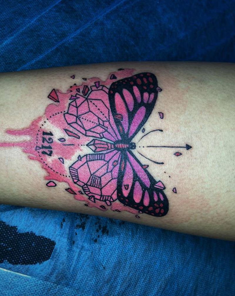 几个小图放一起了纹身图片_手臂Old School水墨纹身图案