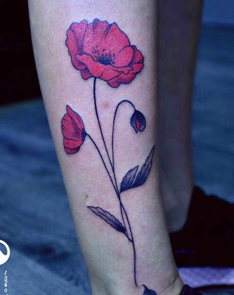 罂粟纹身图片_腿部花纹身图案