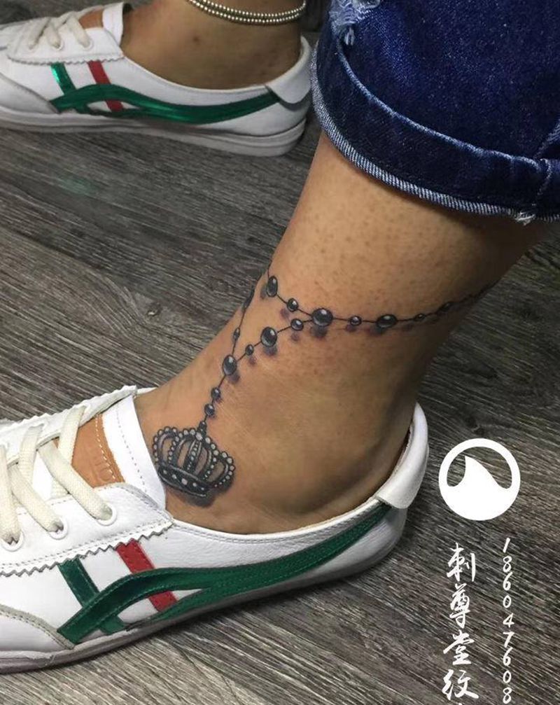 脚链纹身图片_脚部新传统纹身图案