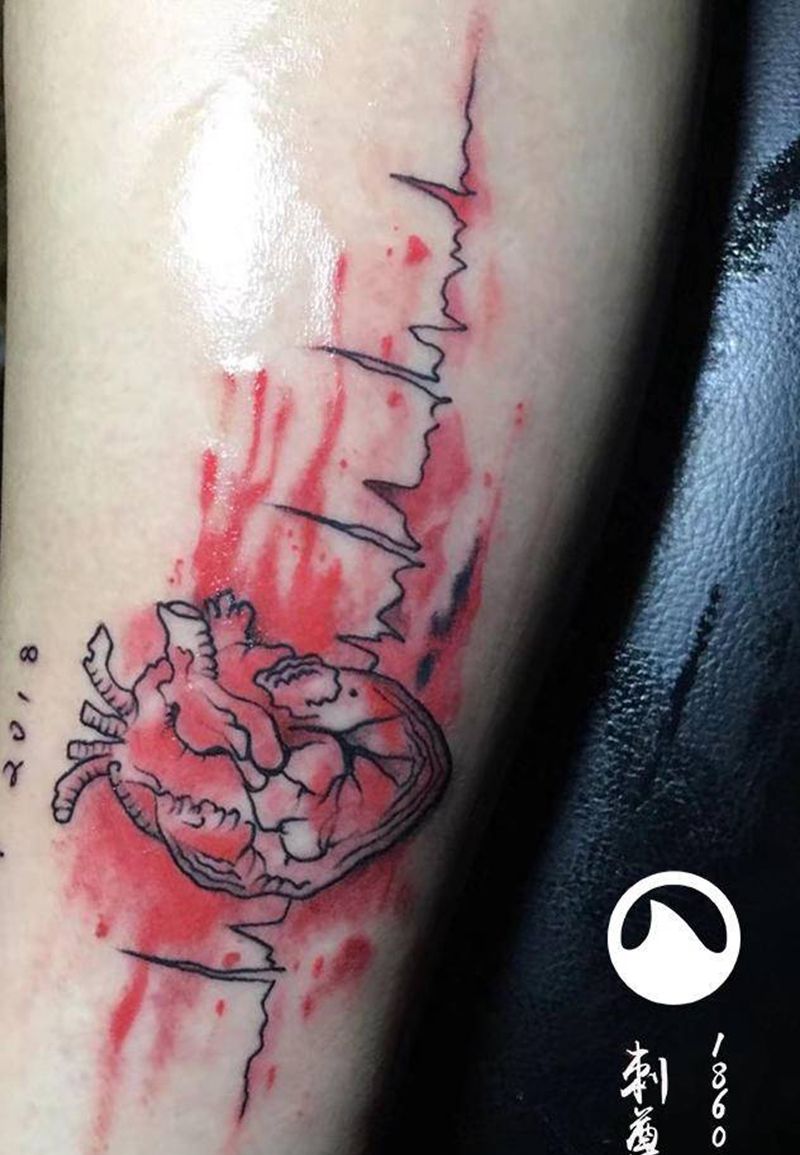 心脏纹身图片_手臂水彩水墨纹身图案