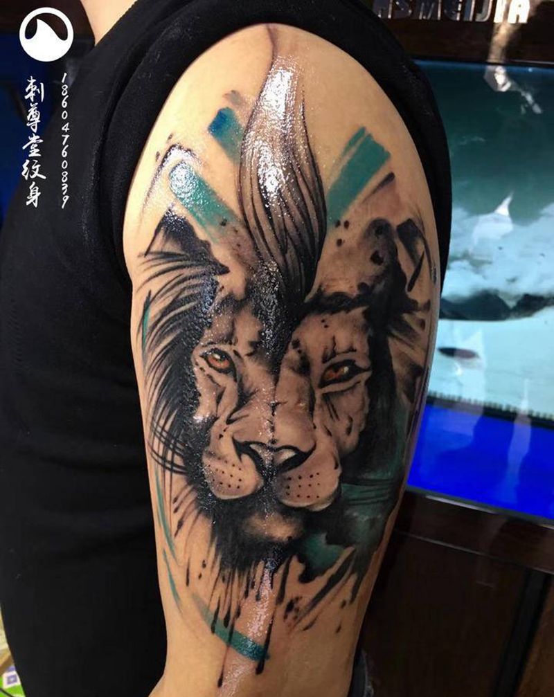 狮子纹身图片_手臂欧美纹身图案