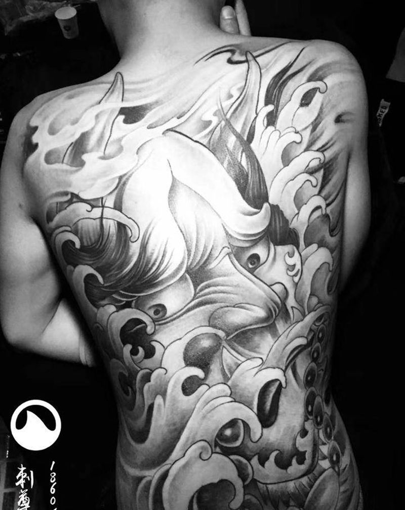 般若纹身图片_背部新传统纹身图案