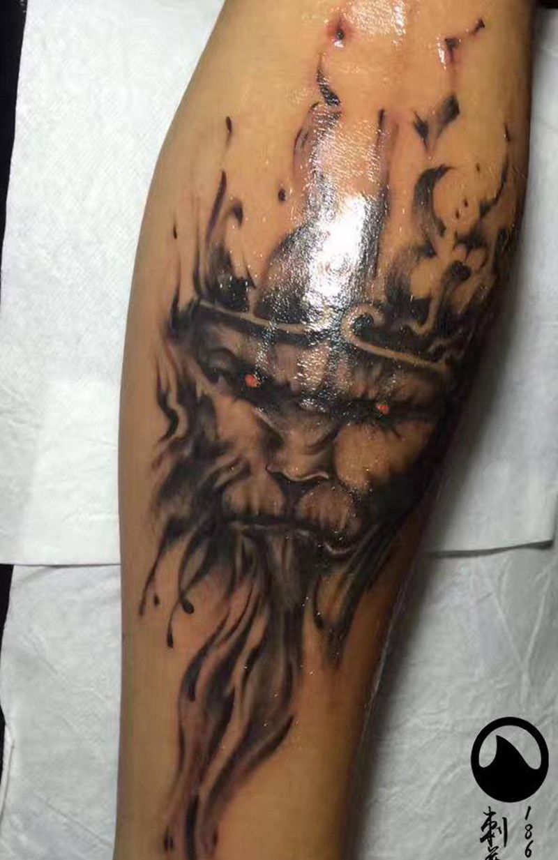 猴哥纹身图片_腿部水墨新传统纹身图案