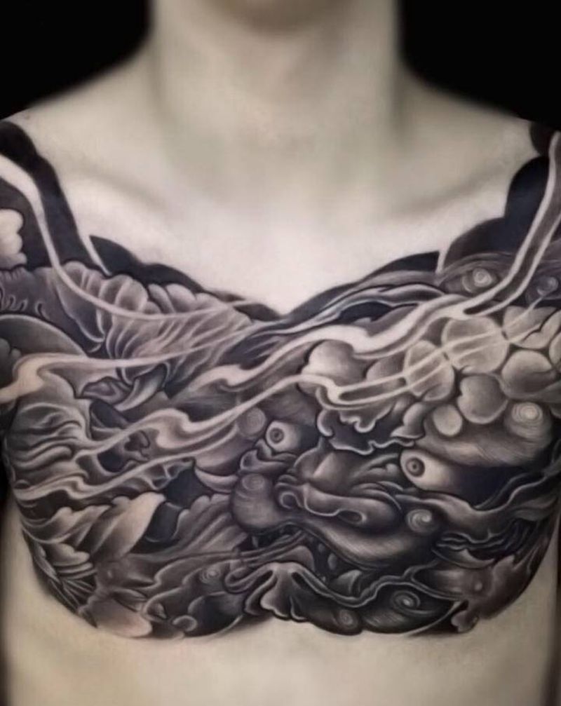 花胸纹身图片_胸部新传统花胸唐狮子纹身图案