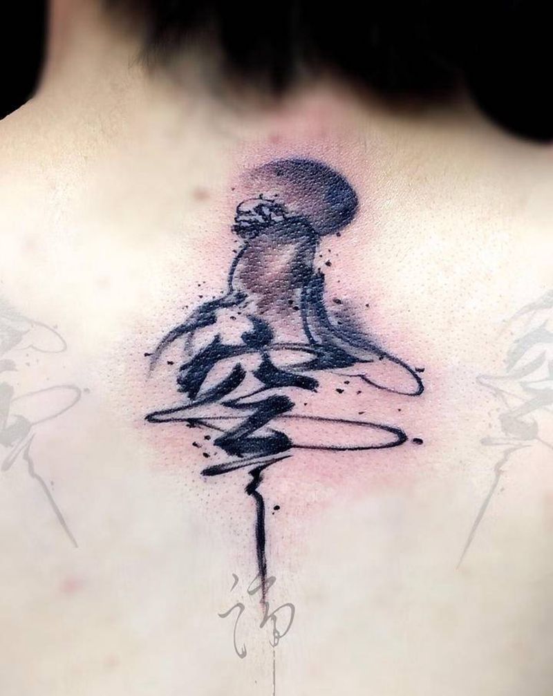 虚空纹身图片_肩部水墨赤峰泼墨汉字纹身图案