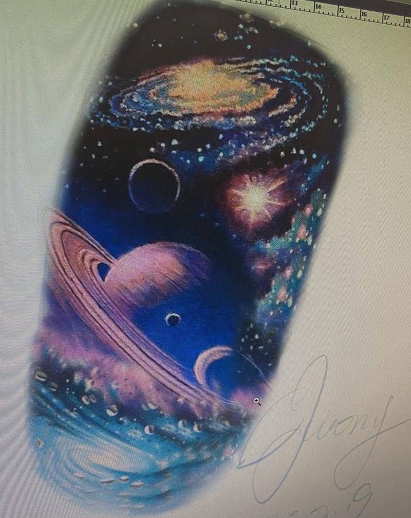 画个稿子纹身图片_腿部欧美写实星空纹身图案