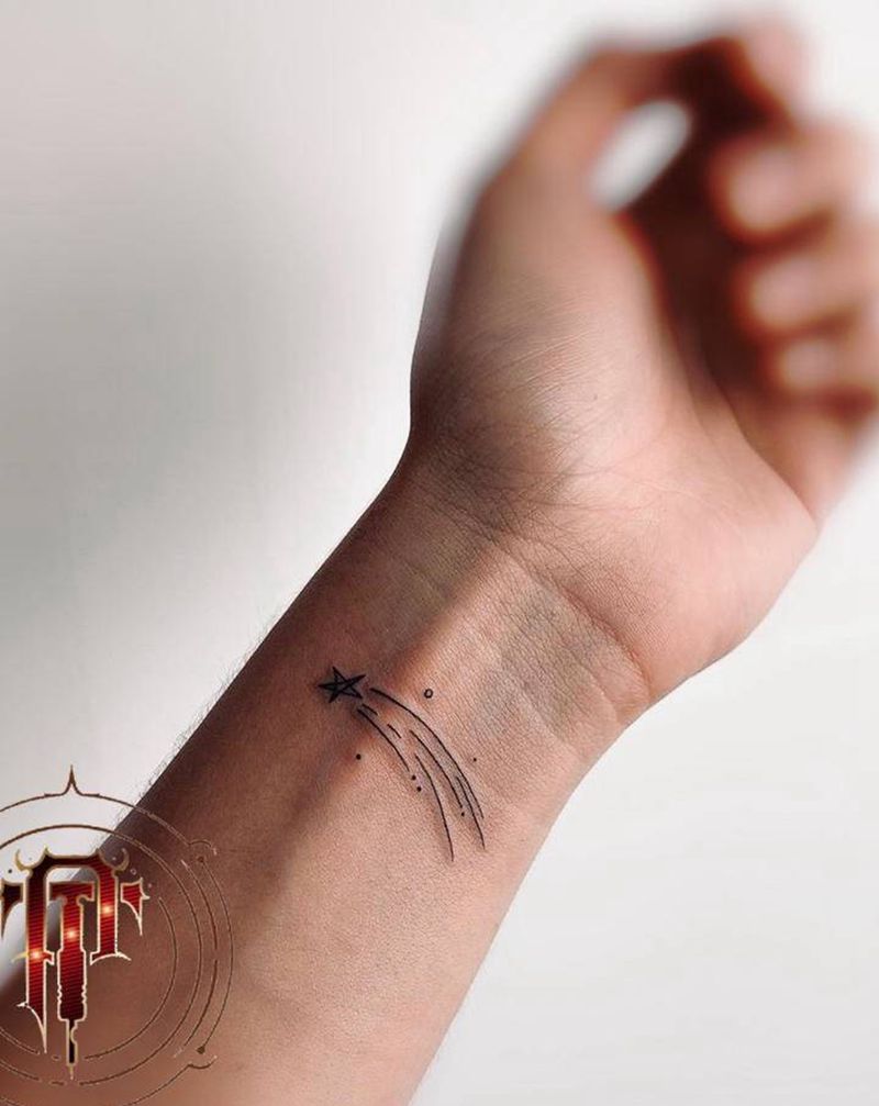 流星纹身图片_手臂几何线条流星星星纹身图案