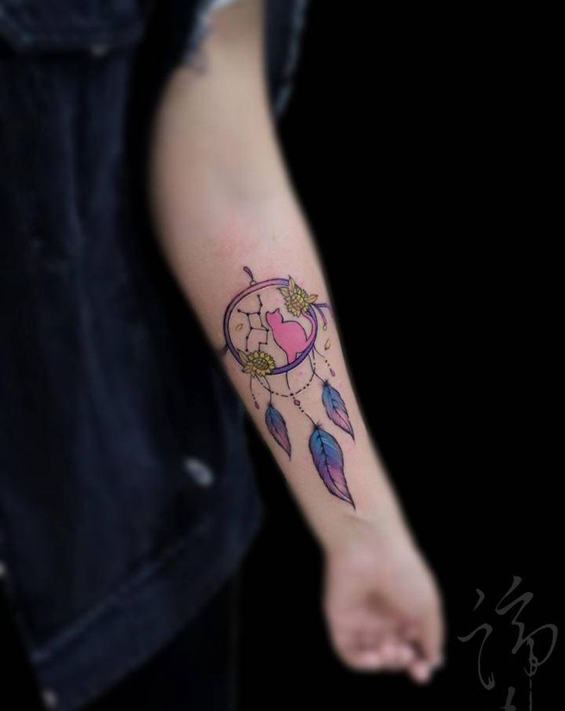 铺梦网纹身图片_手臂水彩铺梦网彩色赤峰纹身图案