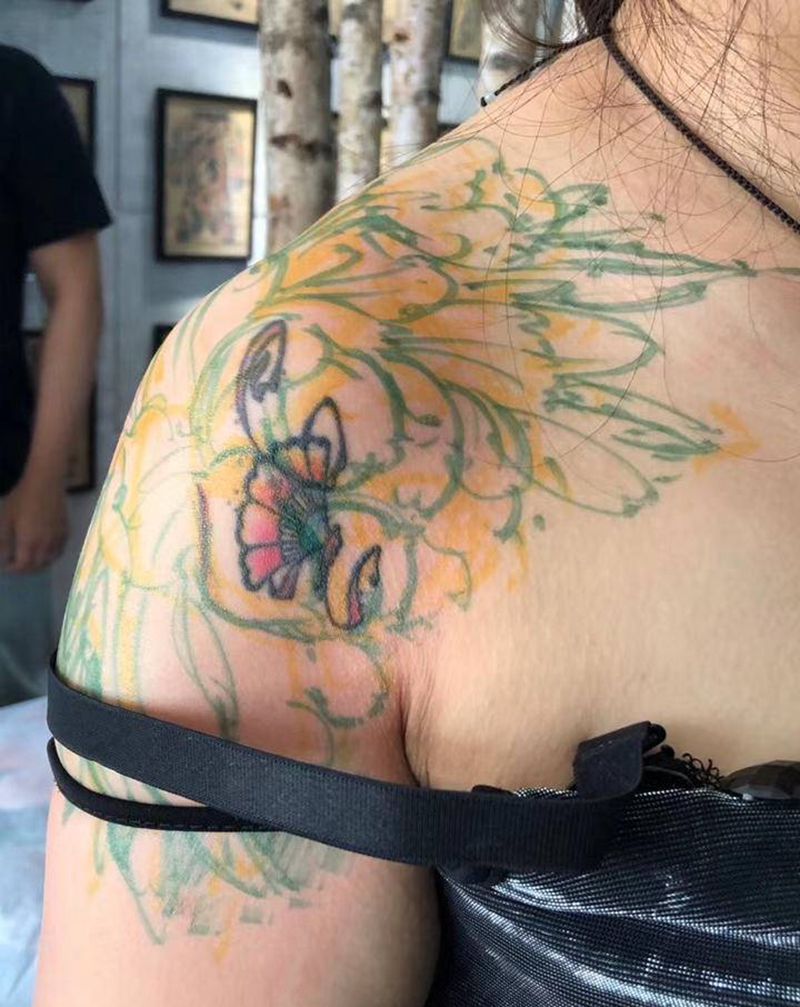 牡丹纹身图片_新传统牡丹纹身图案