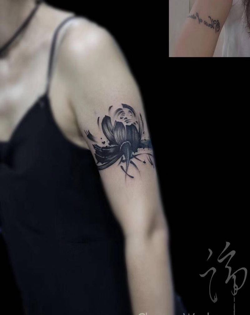 彼岸花纹身图片_手臂水彩彼岸花女孩纹身图案