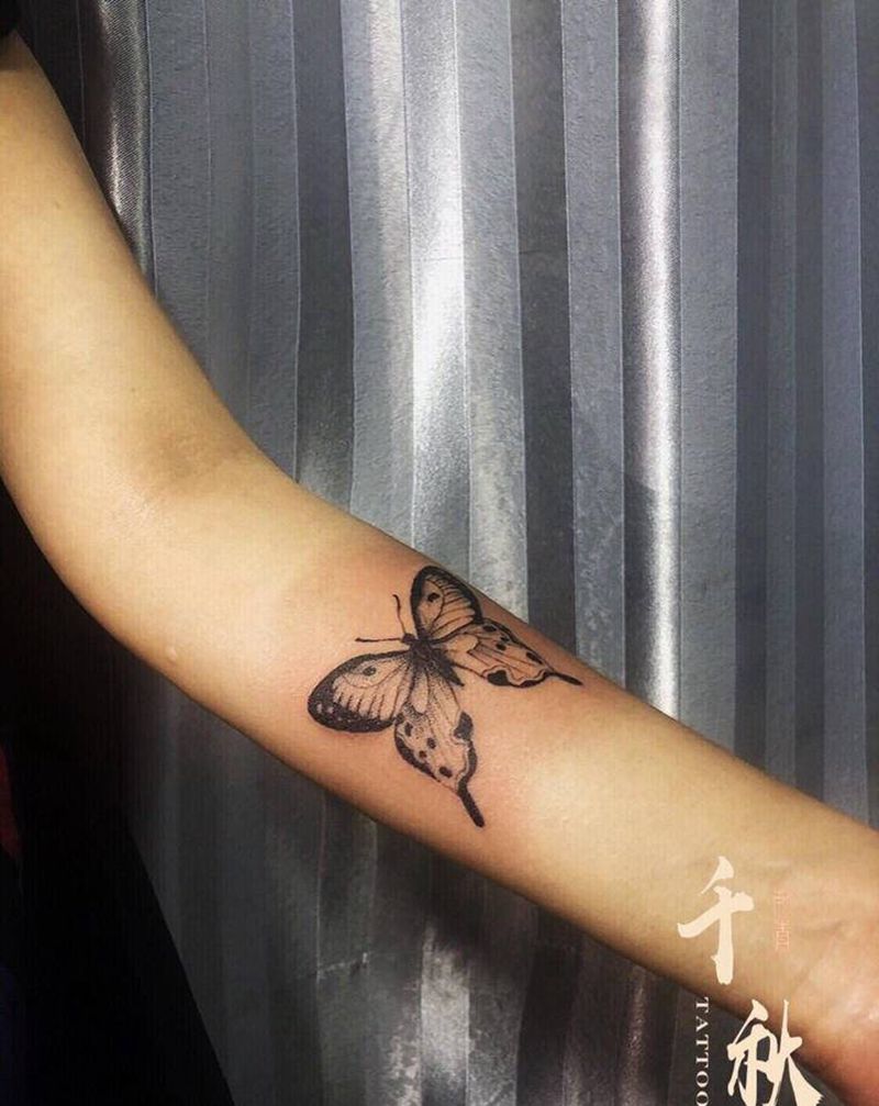 失去比拥有更踏实纹身图片_手臂点刺纹身图案