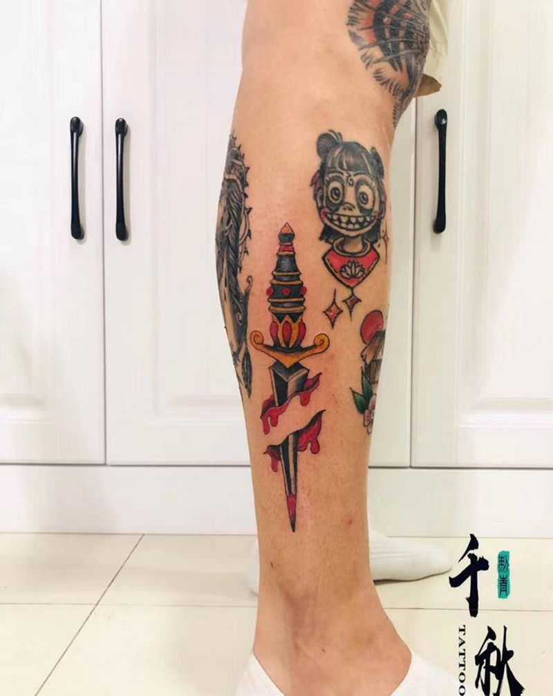 大宝剑纹身图片_Old School纹身图案