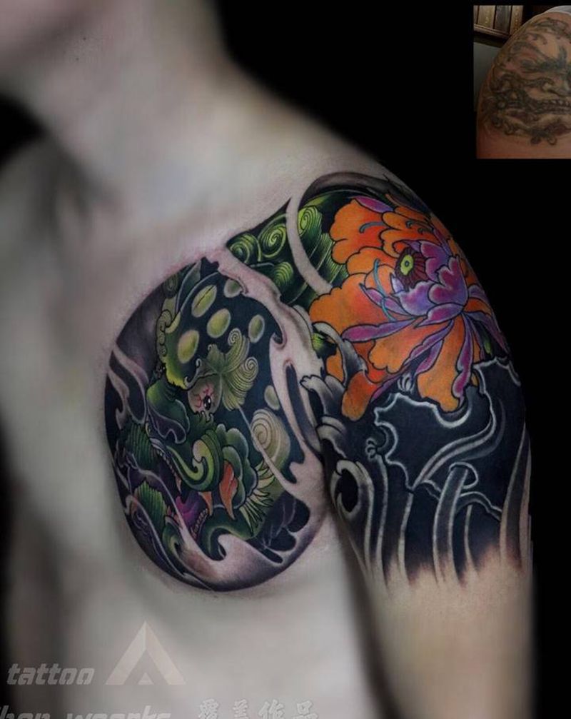 半甲纹身纹身图片_胸部手臂新传统半甲唐狮子牡丹纹身图案