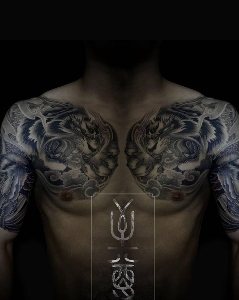 成对儿纹身图片_胸部新传统纹身图案