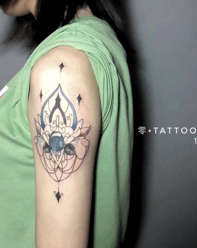 梵花纹身图片_手臂点刺New School纹身图案