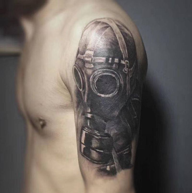 面具纹身图片_手臂欧美写实New School面具纹身图案