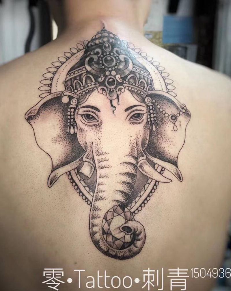 象神纹身图片_背部点刺New School纹身图案