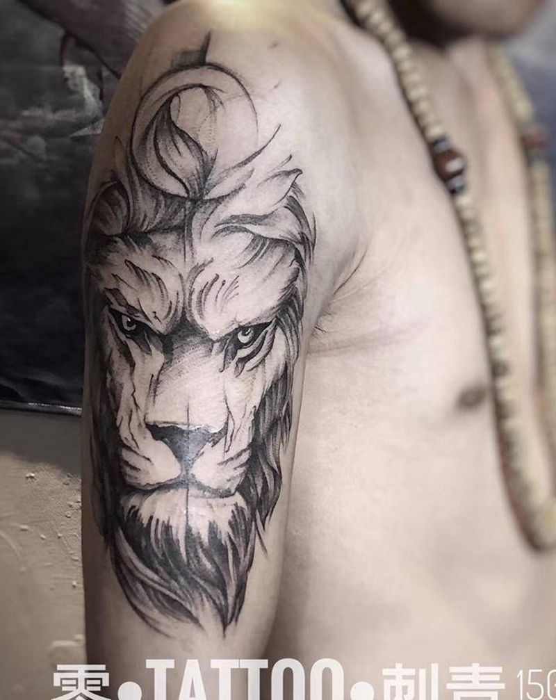 狮子纹身图片_手臂欧美写实New School纹身图案