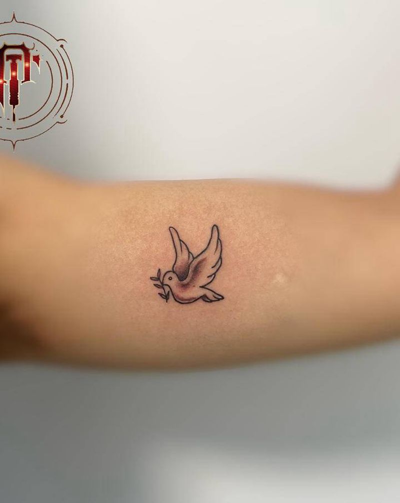鸽子纹身图片_手臂几何鸽子小清新纹身图案