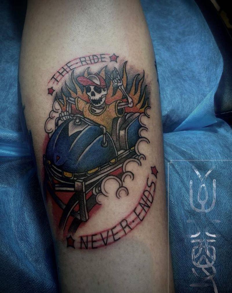 小骷髅纹身图片_腿部Old School纹身图案