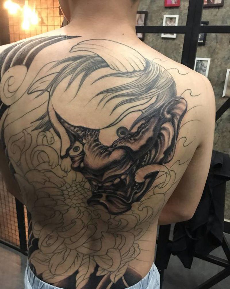 爆菊般若纹身图片_背部纹身图案