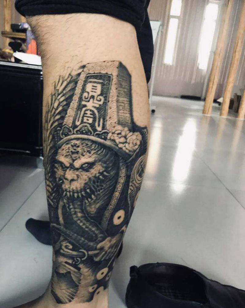 谢七爷纹身图片_腿部纹身图案