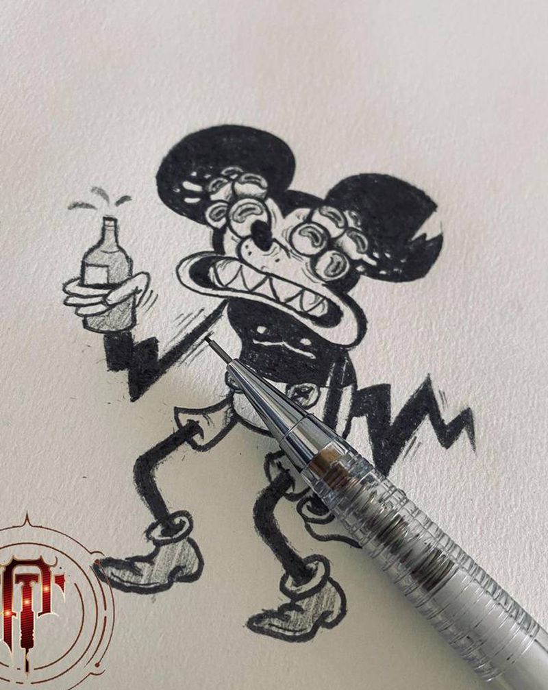 米老鼠纹身图片_手臂新传统米老鼠暗黑纹身图案