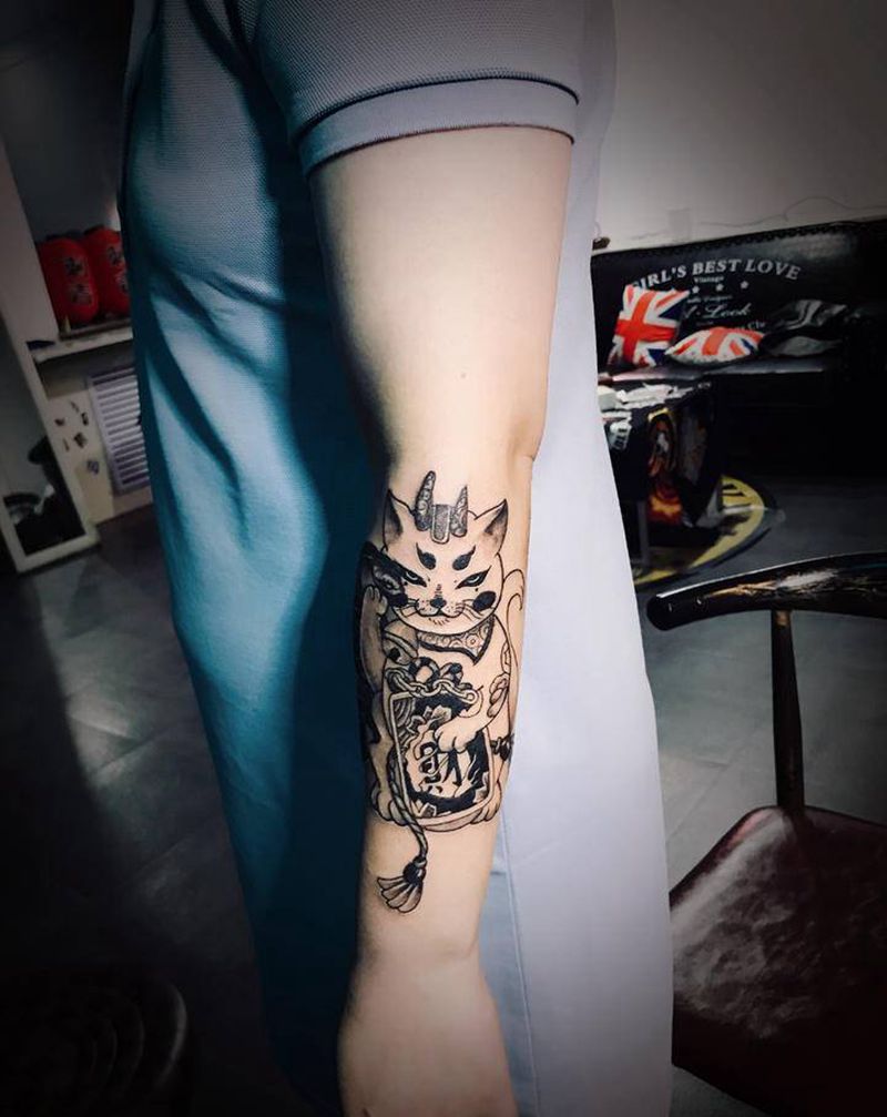 顾客自带图纹身图片_欧美写实纹身图案