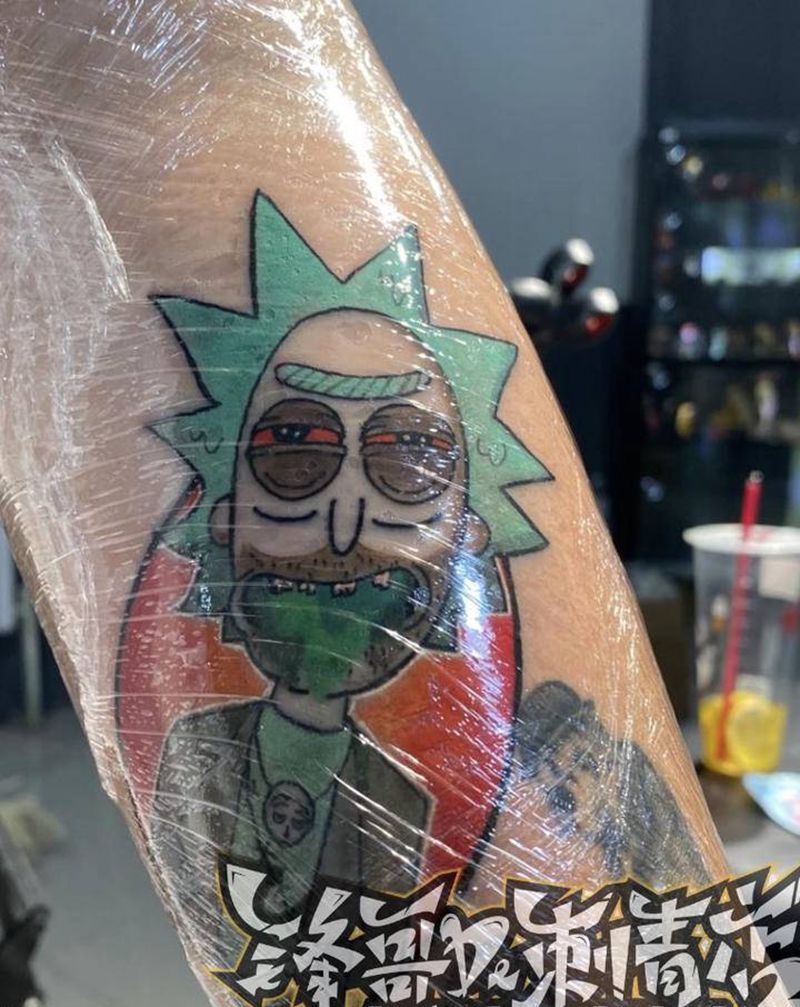 school纹身图片_手臂New School纹身图案