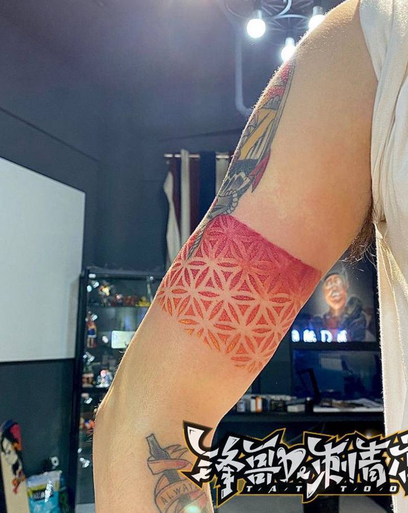 几何纹身图片_手臂几何纹身图案