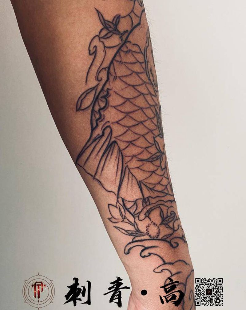 ◈客人自带图-招财锦鲤纹身图片_手臂新传统锦鲤纹身图案