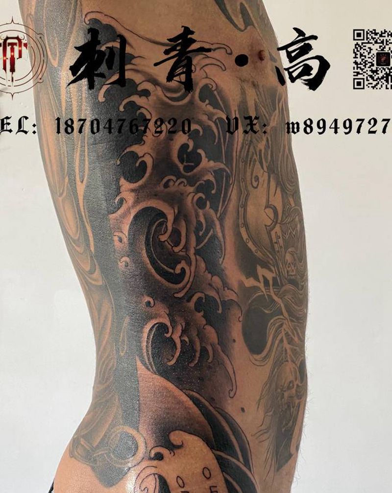 浪花纹身图片_腹部新传统浪花纹身图案