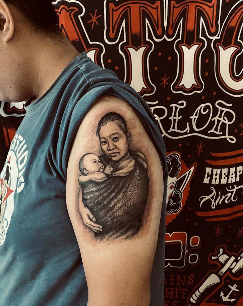 亲子照纹身图片_手部手臂欧美写实纹身图案