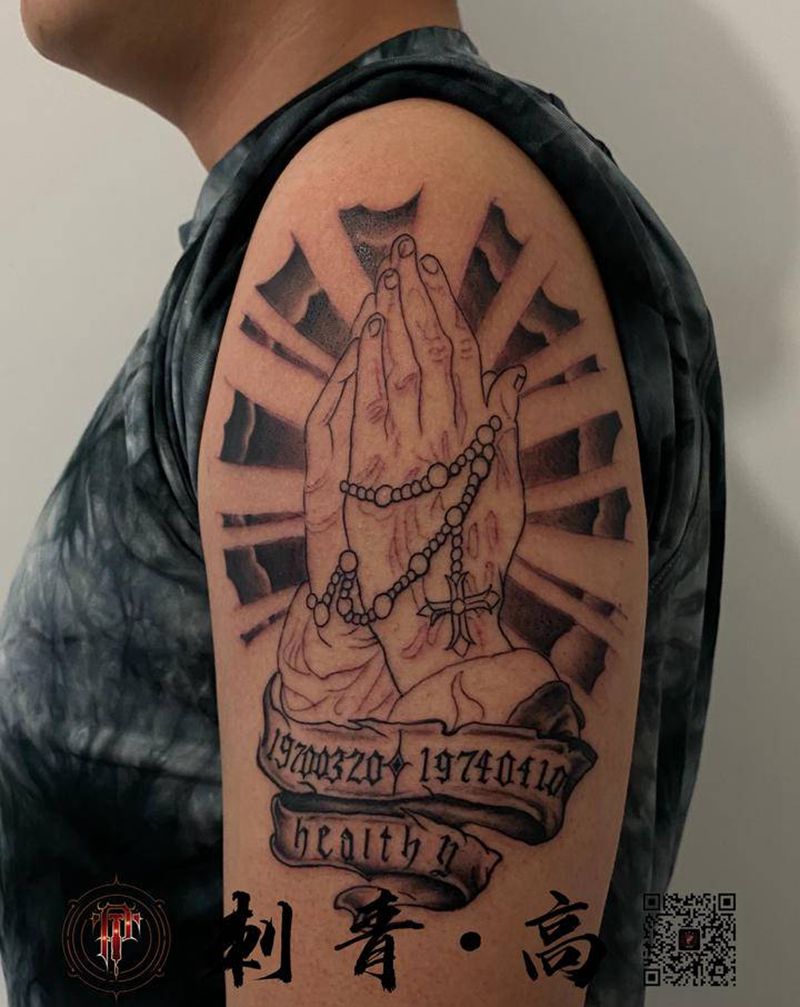 祈祷之手纹身图片_手臂新传统祈祷之手纹身图案