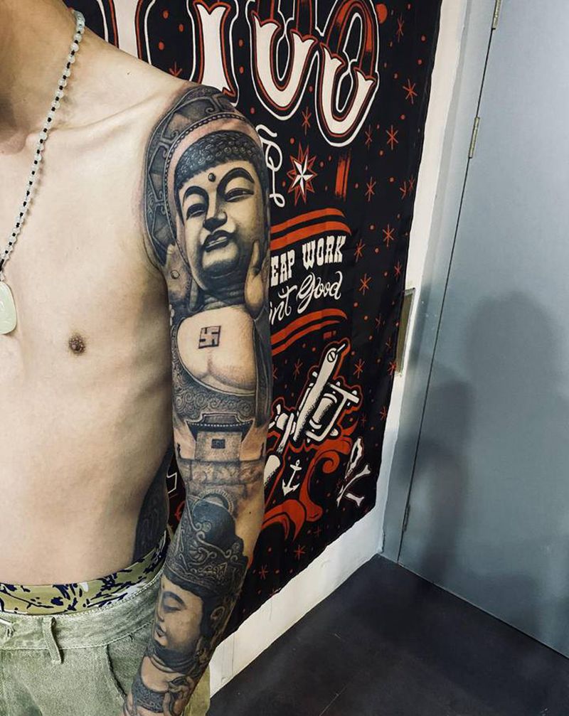 守护纹身图片_手臂纹身图案