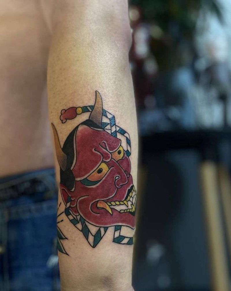 般若纹身图片_手臂老传统纹身图案