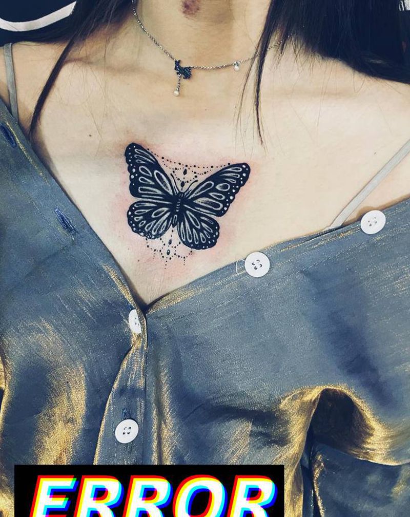 蝴蝶纹身图片_胸部点刺纹身图案