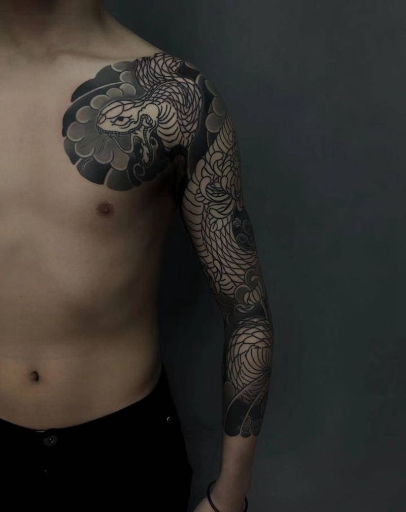 下次继续纹身图片_手部手臂老传统纹身图案