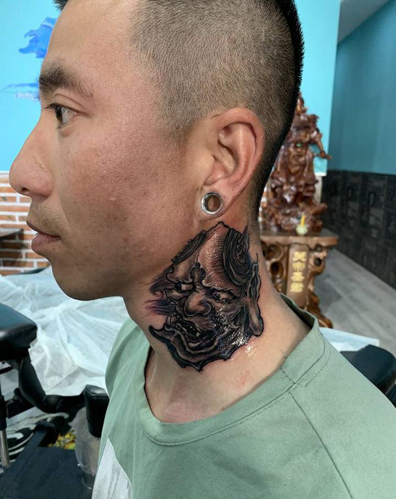 般若纹身图片_颈部新传统纹身图案