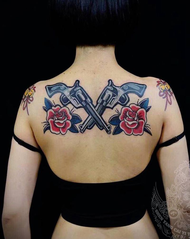 Oldschool纹身图片_肩部背部Old School纹身图案