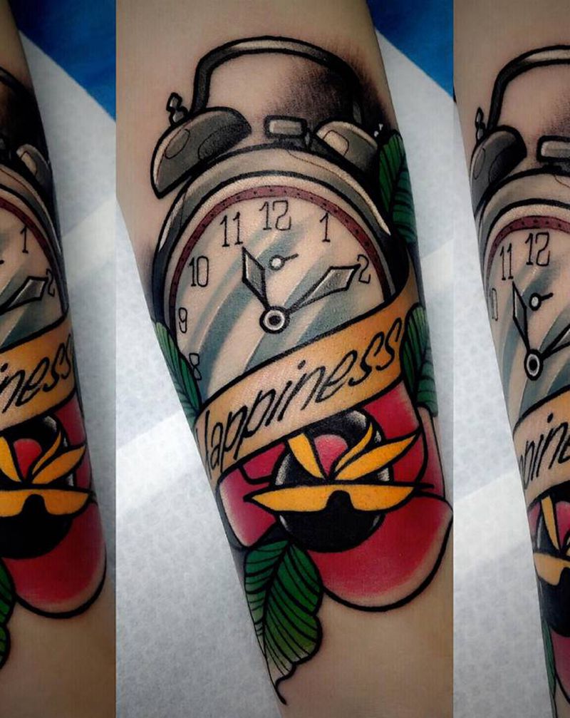 店内school纹身图片_手臂Old School纹身图案