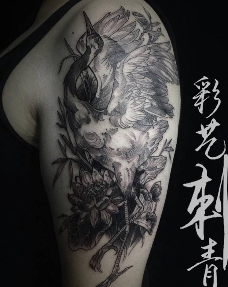 大臂仙鹤店内作品纹身图片_手臂新传统点刺纹身图案