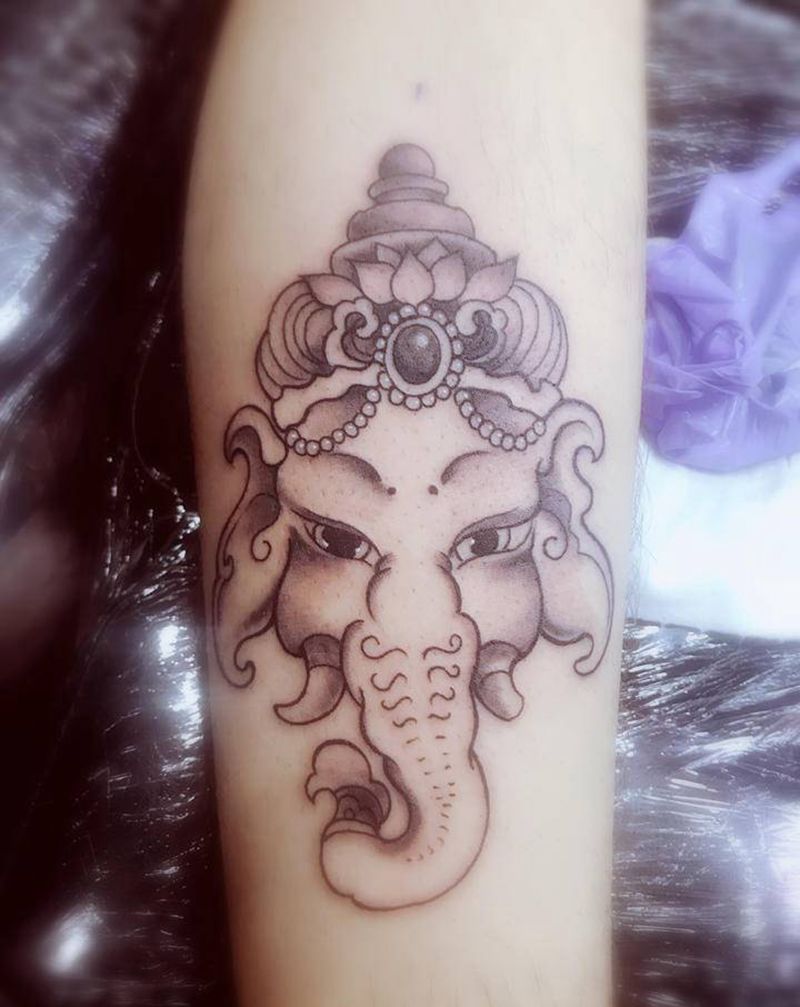 象神纹身图片_腿部纹身图案